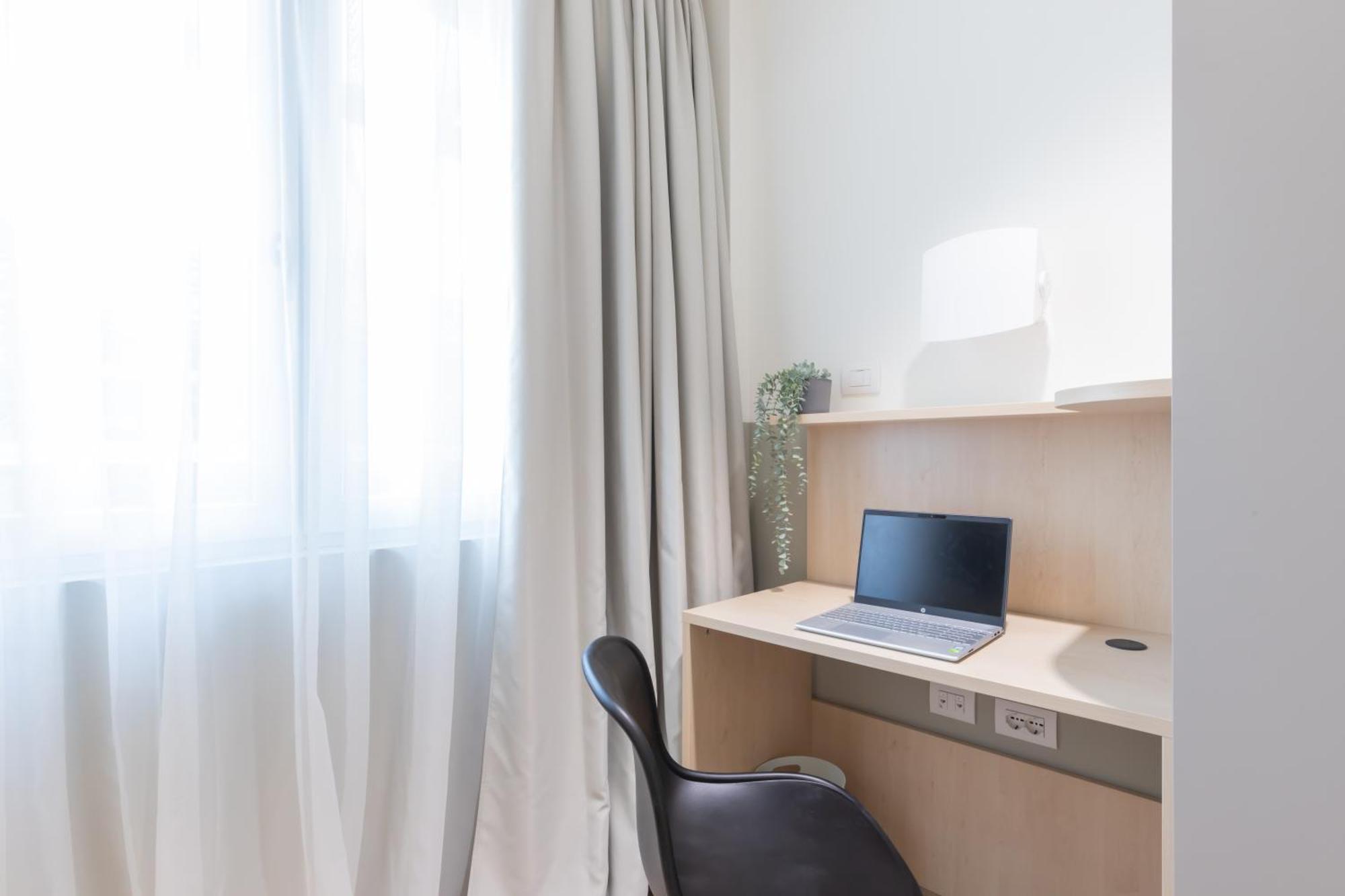 Well-Located Campus Rooms Near City Park Milão Exterior foto